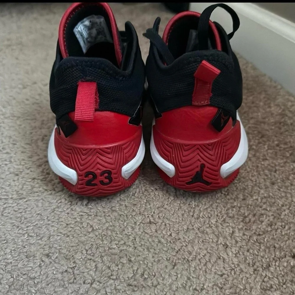 JORDAN STAY LOYAL 2 - Picture 3 of 6